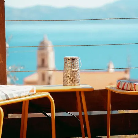 Solacargese-les Chemins De Sonia-terrasse Face à La Mer-cargèse La Grecque Cargèse